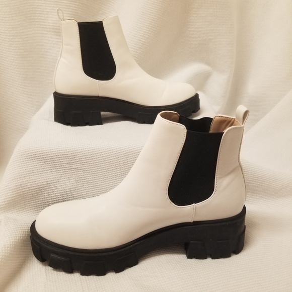 Nasty Gal Shoes - NWOT Nasty Gal White Boots